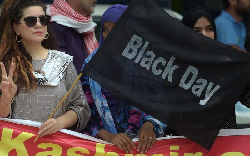 مقبوضہ کشمیر پر بھارتی تسلط کے 77 برس ظلم کے خلاف عزمِ آزادی کا دن، پاکستان میں یومِ سیاہ منایا گیا