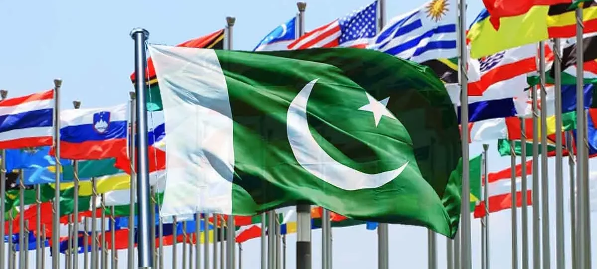 امریکا، چین اور سعودی عرب سے بیک وقت تعلقات پاکستان خطے کا نیا سفارتی طاقت بن گیا