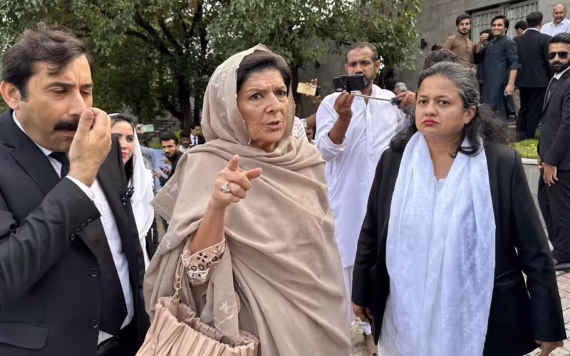 انسداد دہشت گردی عدالت کا بڑا فیصلہ، علیمہ خان کے تیسری بار ناقابلِ ضمانت وارنٹ جاری