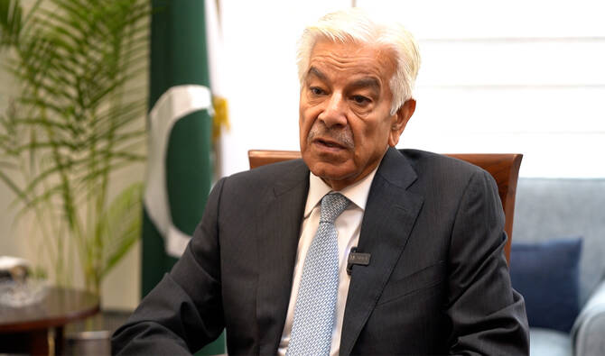 اگر مذاکرات طے نہیں پاتے تو ہماری اور افغانستان کی کُھلی جنگ ہے، خواجہ آصف