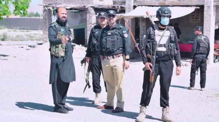 ڈی آئی خان میں پولیس ٹریننگ اسکول پر دہشتگردوں کا حملہ ناکام، 5 حملہ آور ہلاک، 7 اہلکار شہید