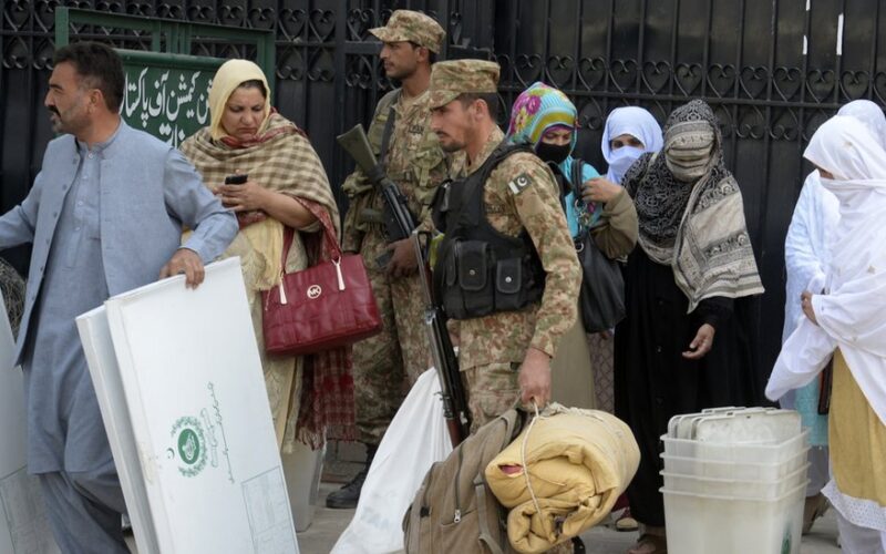 تیرہ حلقوں کے ضمنی انتخابات: مسلم لیگ ن نے چھ قومی اور چھ صوبائی نشستیں جیت کر میدان مار لیا