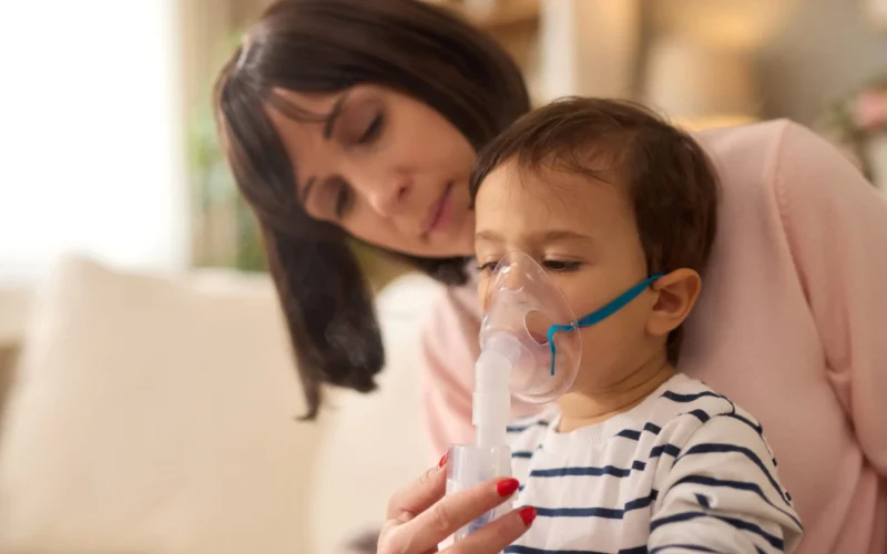 طبی ماہرین کی بڑی کامیابی، کالی کھانسی کی انجیکشن کے بغیر دی جانے والی ویکسین تیار